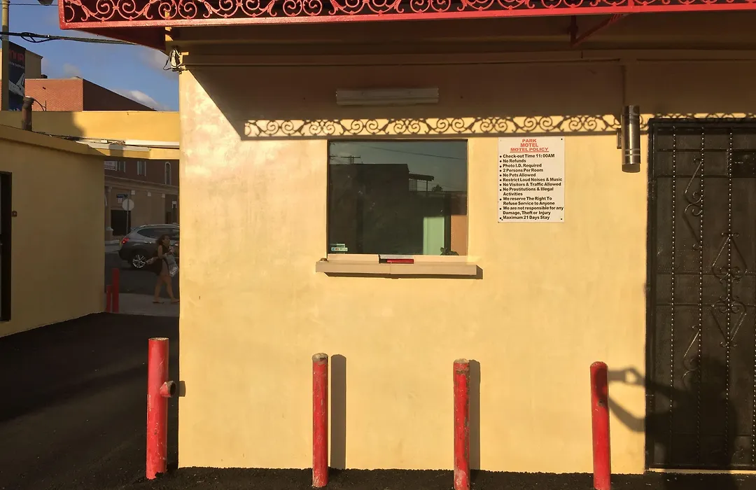 Park Motel-1